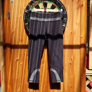 Black Lululemon leggings